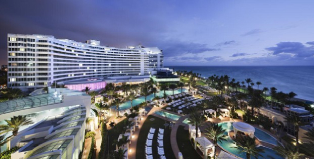 Fontainebleau-Hotel-Miami